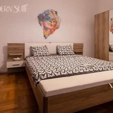 Maera 布加勒斯特