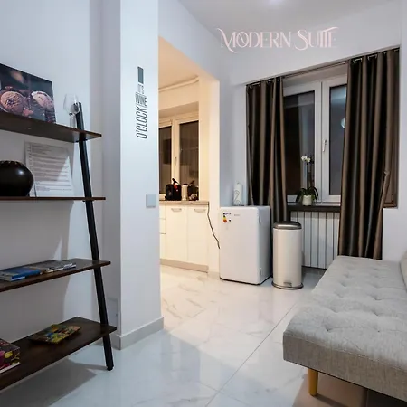 Maera ブカレスト