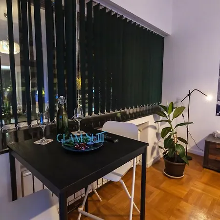 Maera 布加勒斯特