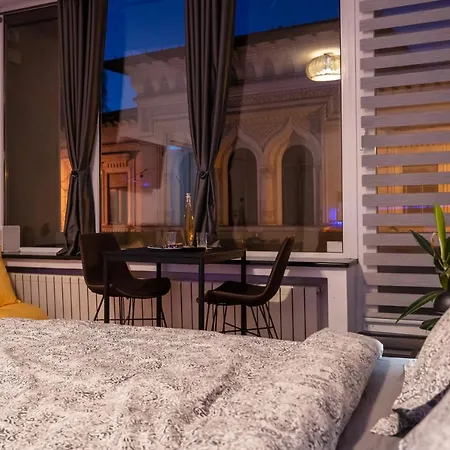 Maera 布加勒斯特